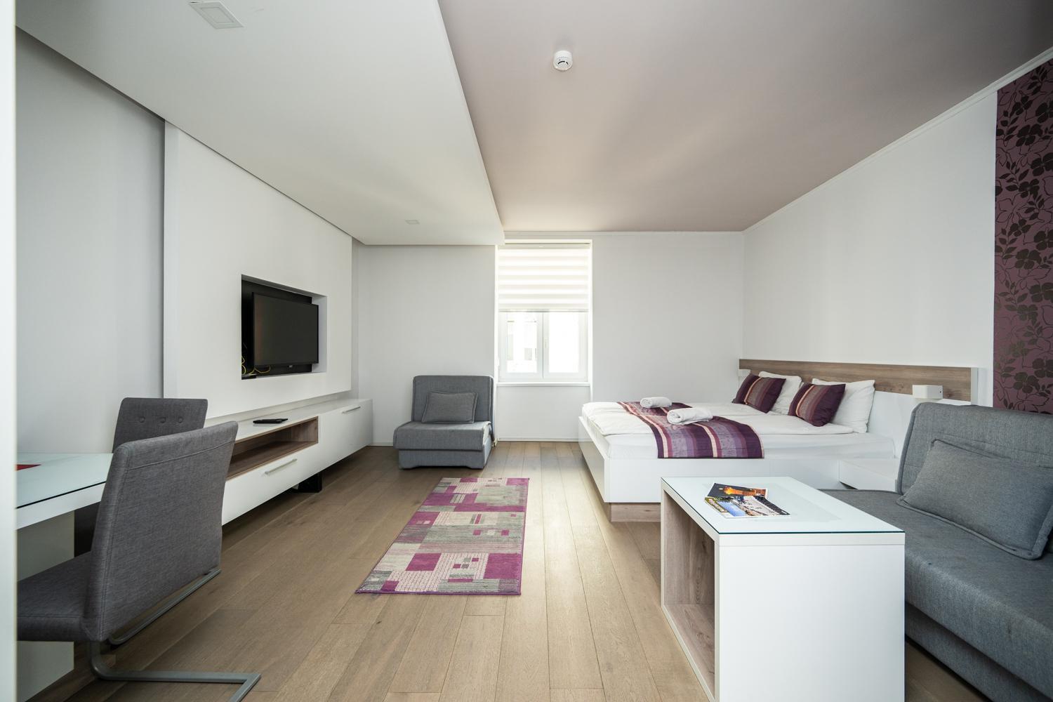 Modern And Design Apartments Near Cathedral Sarajevo Exterior photo