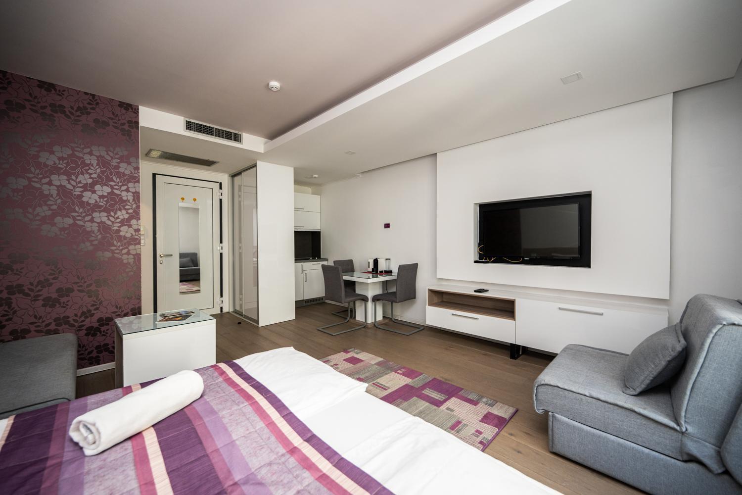 Modern And Design Apartments Near Cathedral Sarajevo Exterior photo